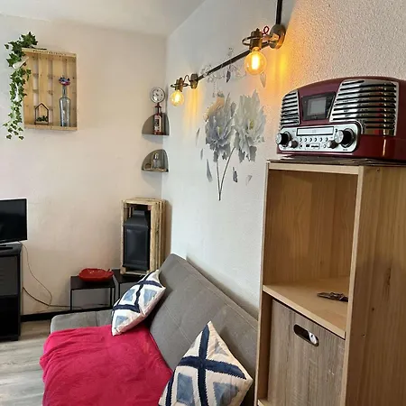 T2 Avec Balcon, Parking, A 800m - St Pierre La - Fr-1-229d-141 Apartment Fleury (Aude)