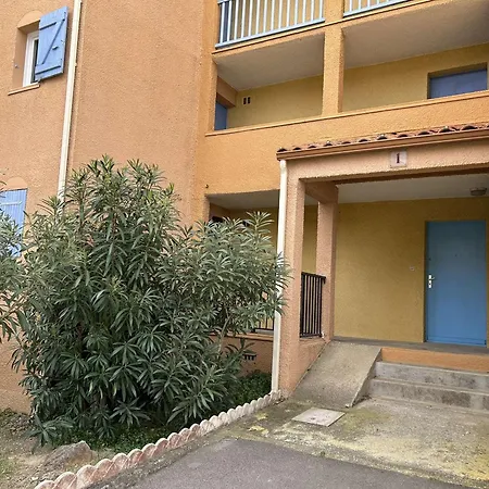 T2 Avec Balcon, Parking, A 800m - St Pierre La - Fr-1-229d-141